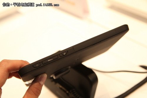 東芝七寸平板AT150售價(jià)曝光 2400元起